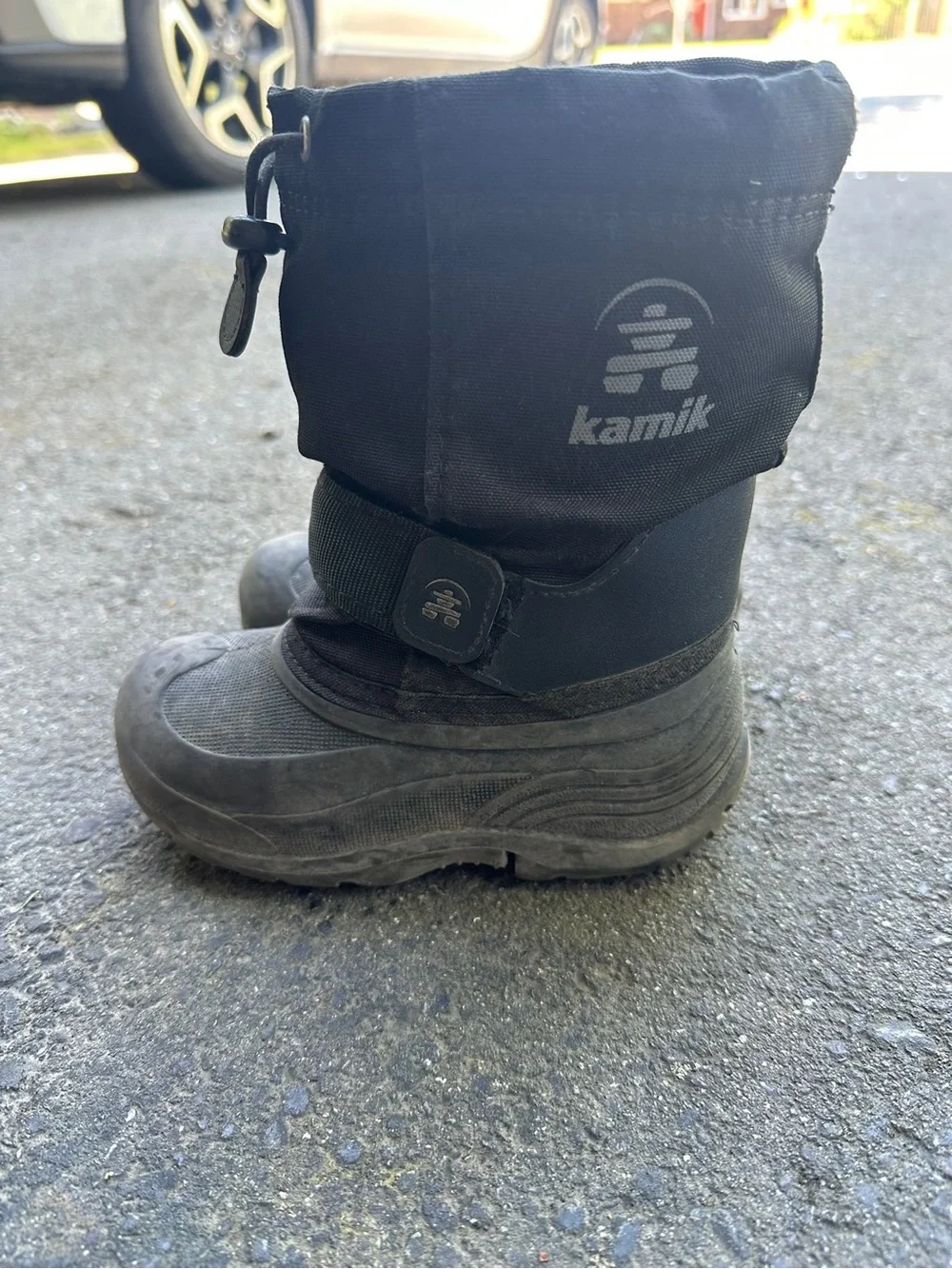 Kamik Black Youth Snow Boot with Toggle Closure